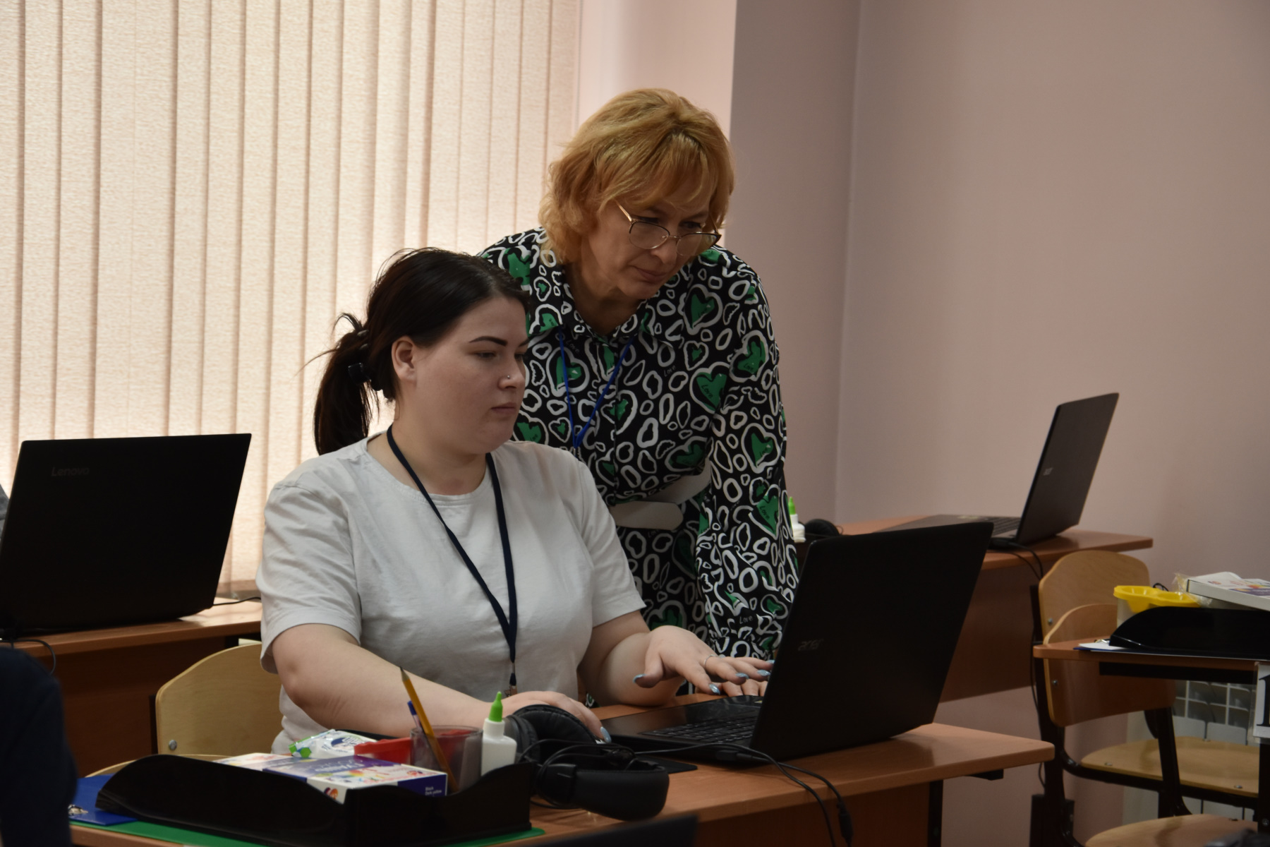 Демонстрационные испытания для студентов Омского музыкально-педагогического колледжа продолжаются